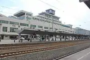 站台侧站房