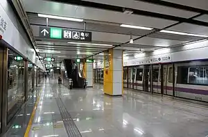 百鸽笼站站台