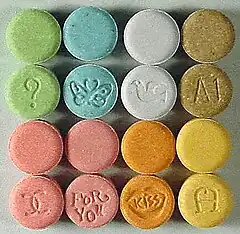 摇头丸,即MDMA