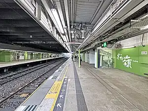 粉嶺站月台(2023年11月)