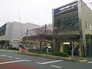 車站由西南側拍攝(2016年11月)