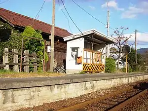 候車室(2005年11月)