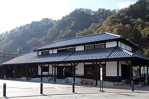 站房全貌(2013年11月)