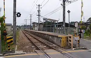 月台(2010年5月)