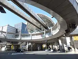 車站南側3、4號出入口(2011年12月10日)