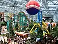 美國最大的商場,美國明尼蘇達州Bloomington的Mall of America,內設遊樂場