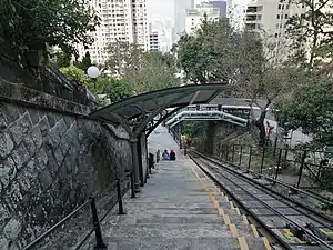 梅道站月台(2021年2月)