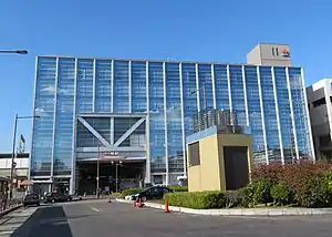 東口(2019年11月)
