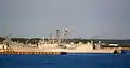 田單軍艦（PFG2-1110）與後方的繼光軍艦並排停泊海軍馬公基地測天島軍港。