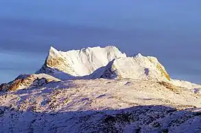 Sermitsiaq(英语:)山峰景观