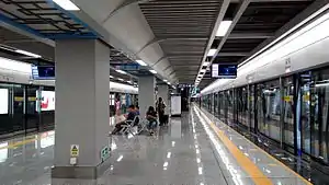 深湾站站台