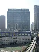 汐留大廈(日语:)與新交通百合鷗號
