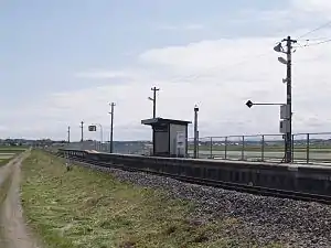 月台(2010年5月)